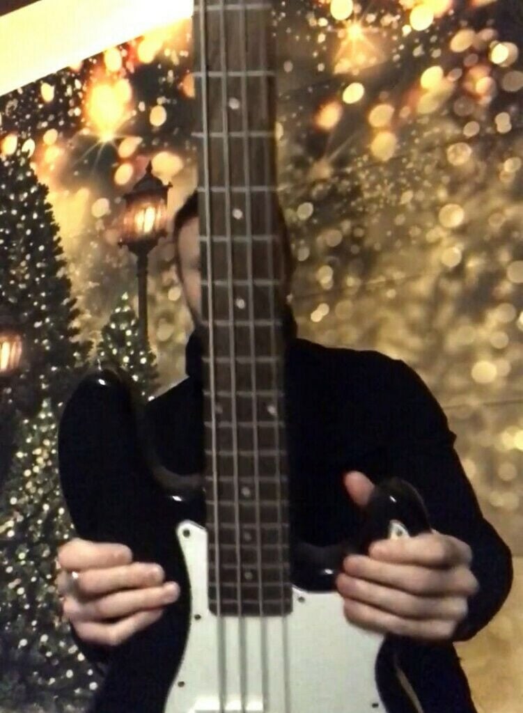 The Joy Formidable | Rhydian Dafydd Music Video-Used "Swift" B&W Bass Guitar (2011)