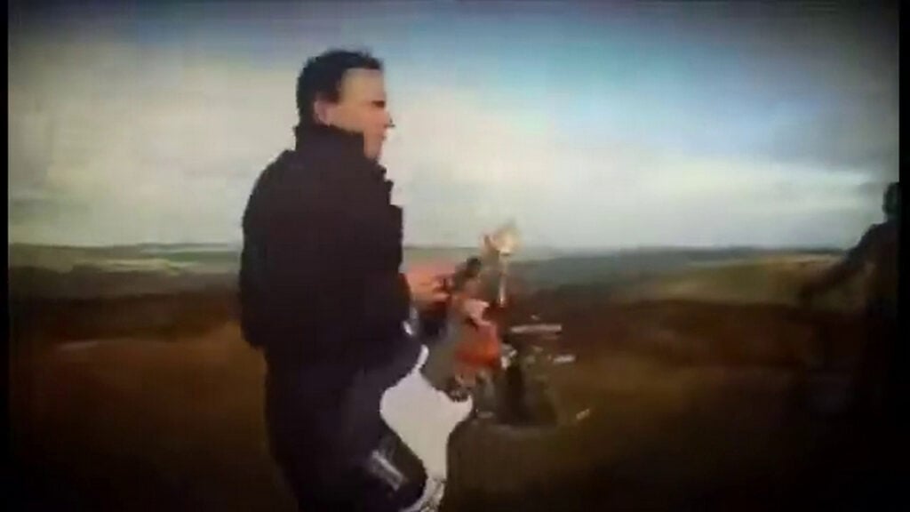 The Joy Formidable | Rhydian Dafydd Music Video-Used "Swift" B&W Bass Guitar (2011)