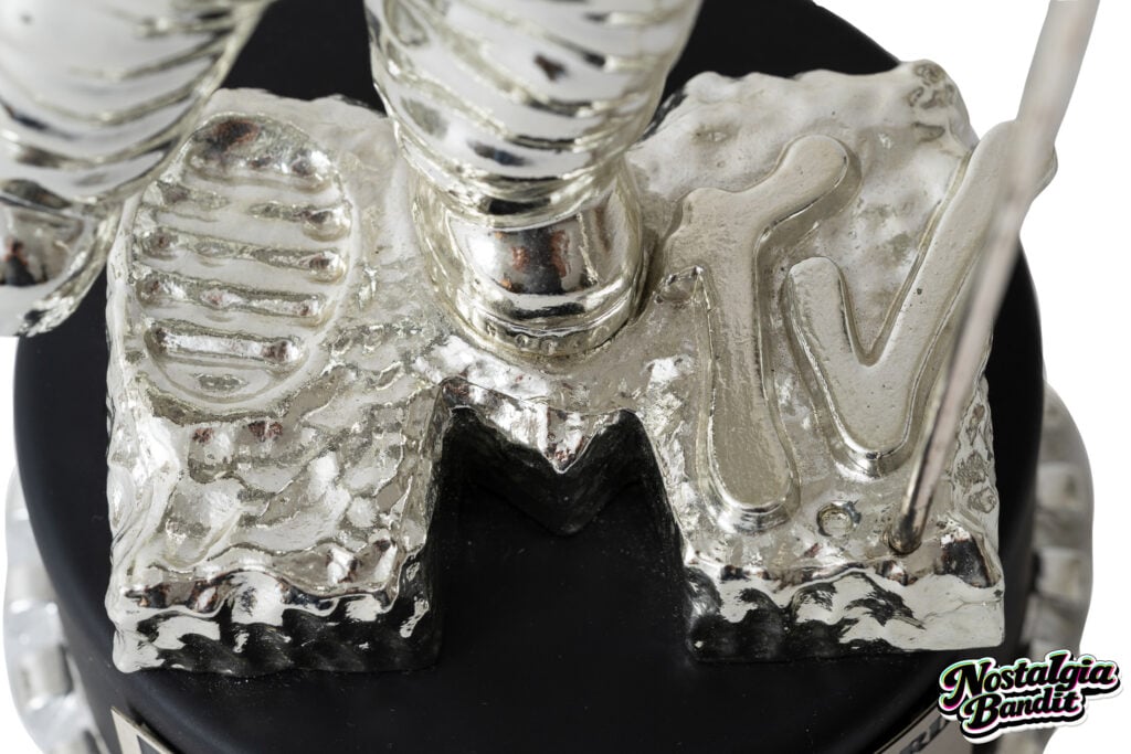Moby | Moby ft. Gwen Stefani "South Side" MTV VMA "Moon Man" Award (Best Male Video) (2000-2001)