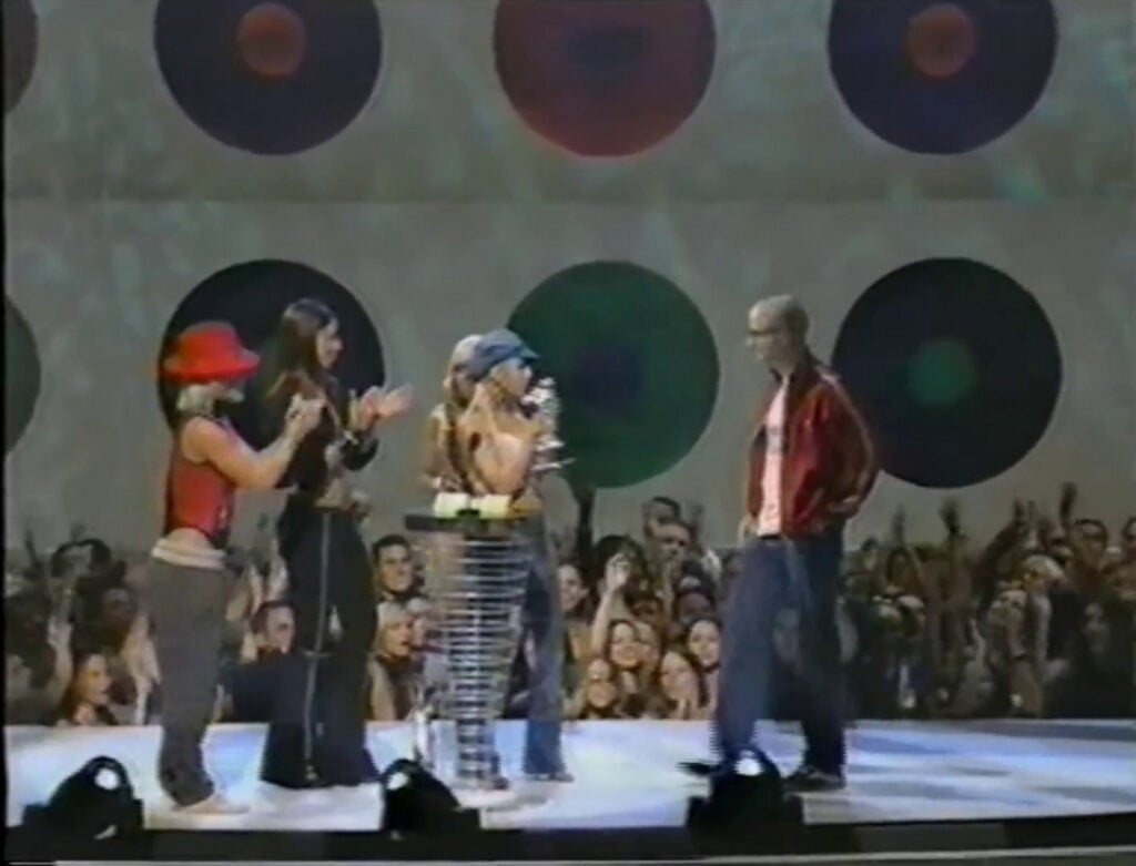 Moby | Moby ft. Gwen Stefani "South Side" MTV VMA "Moon Man" Award (Best Male Video) (2000-2001)