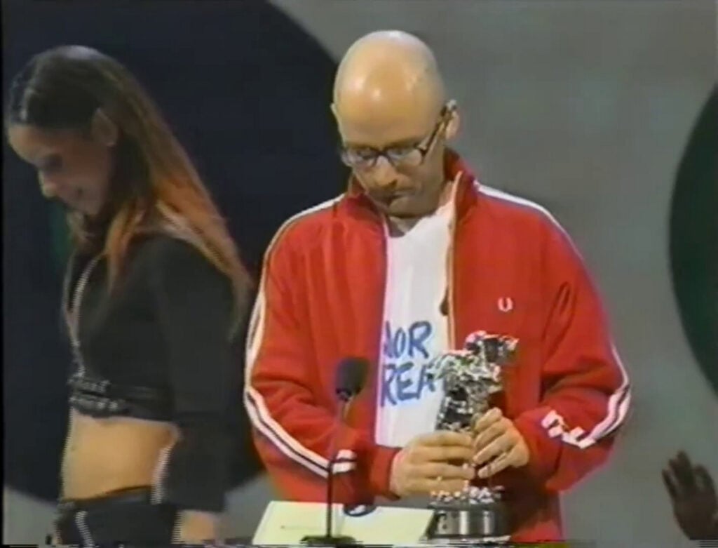 Moby | Moby ft. Gwen Stefani "South Side" MTV VMA "Moon Man" Award (Best Male Video) (2000-2001)
