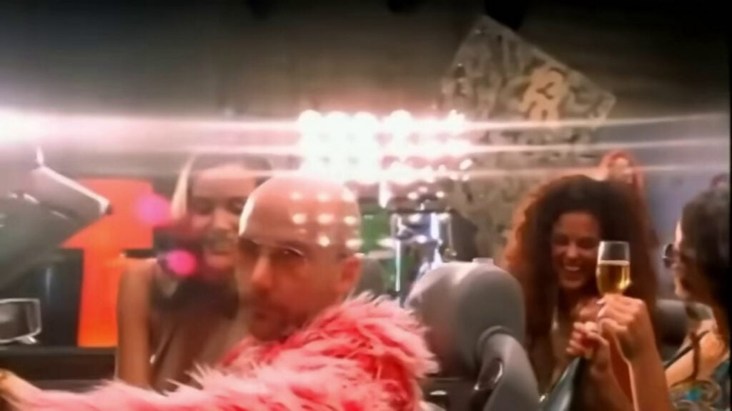 Moby | Moby ft. Gwen Stefani "South Side" MTV VMA "Moon Man" Award (Best Male Video) (2000-2001)