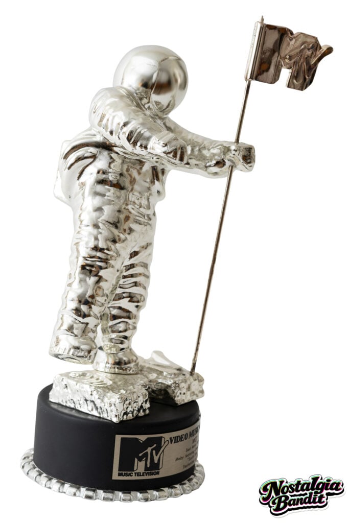 Moby | Moby ft. Gwen Stefani "South Side" MTV VMA "Moon Man" Award (Best Male Video) (2000-2001)
