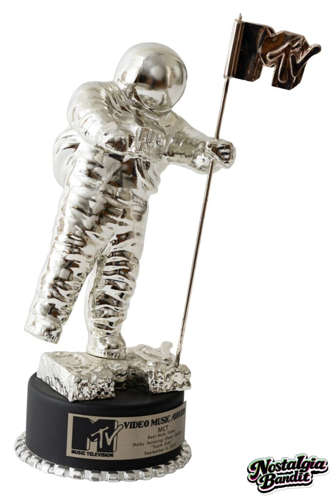 Moby | Moby ft. Gwen Stefani "South Side" MTV VMA "Moon Man" Award (Best Male Video) (2000-2001)