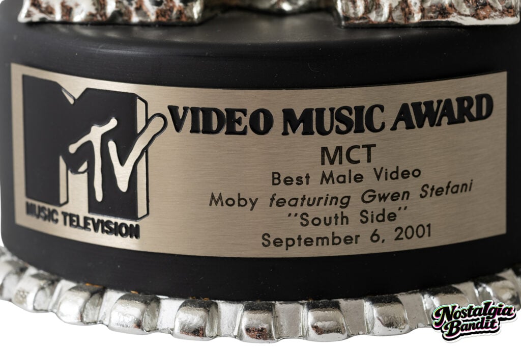 Moby | Moby ft. Gwen Stefani "South Side" MTV VMA "Moon Man" Award (Best Male Video) (2000-2001)