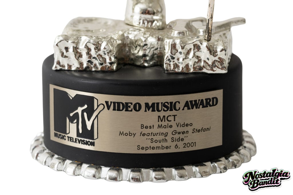 Moby | Moby ft. Gwen Stefani "South Side" MTV VMA "Moon Man" Award (Best Male Video) (2000-2001)
