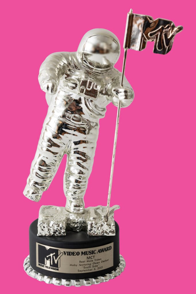 Moby — 2001 MTV Video Music Award (Moonman)